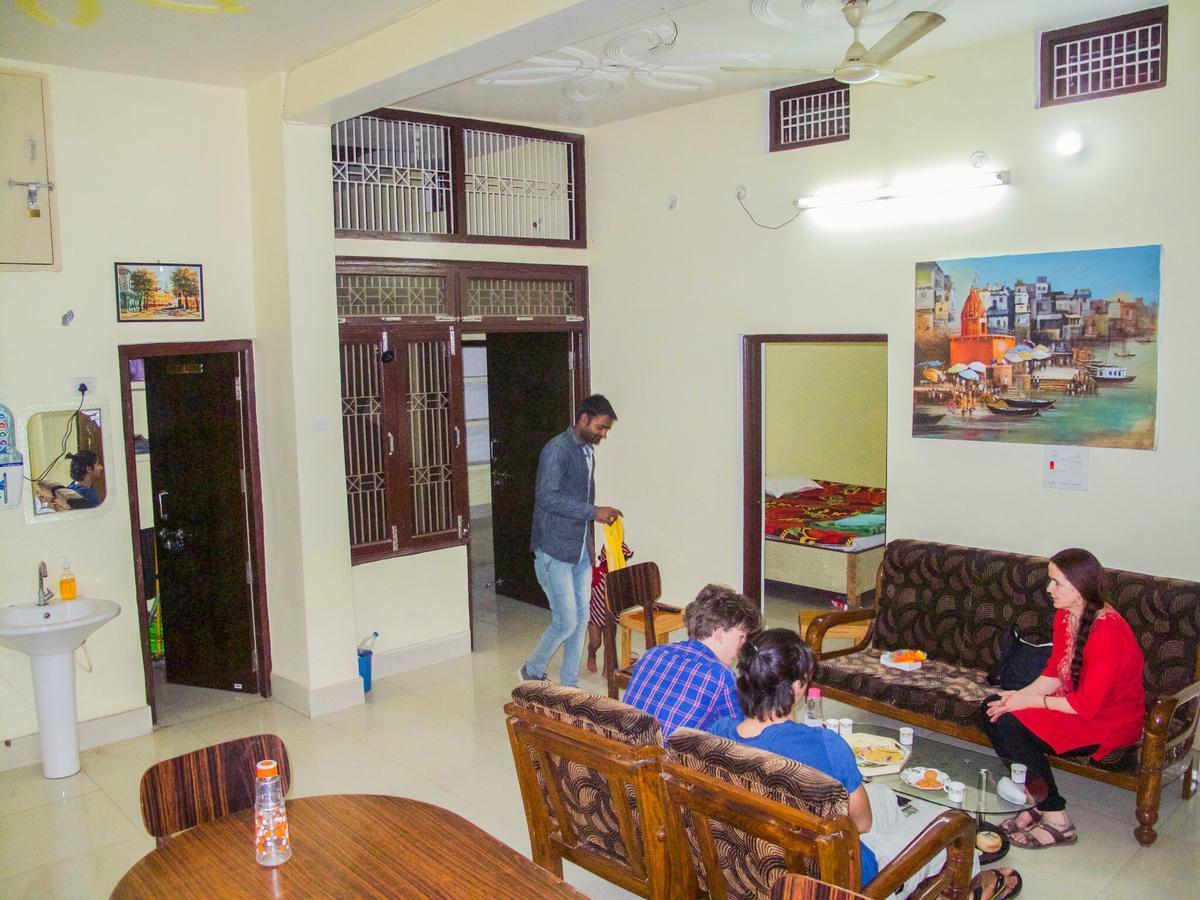 Gangotri Paying Guest House Varanasi Exterior photo
