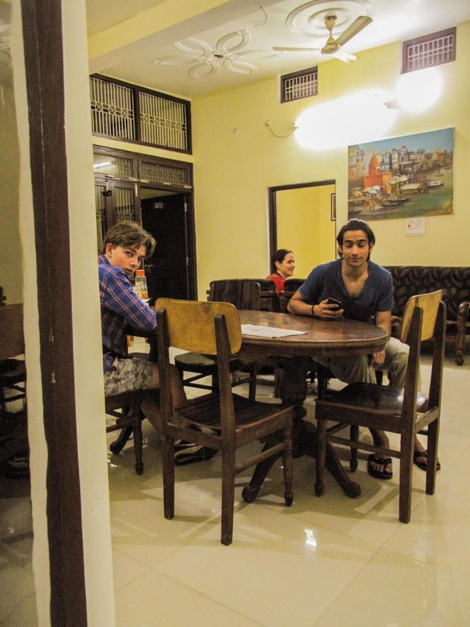 Gangotri Paying Guest House Varanasi Exterior photo