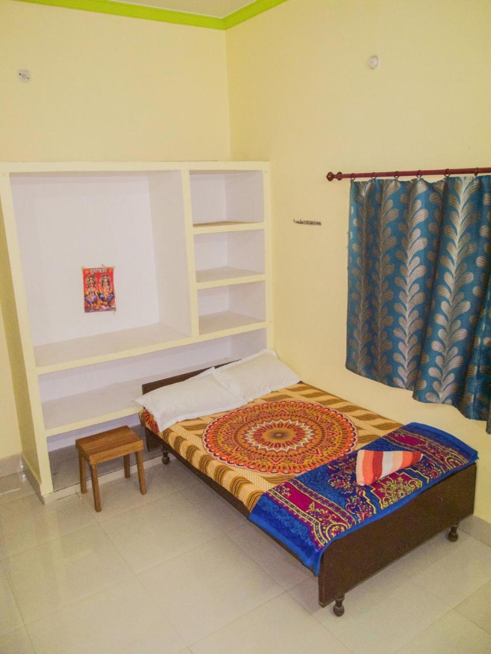 Gangotri Paying Guest House Varanasi Exterior photo